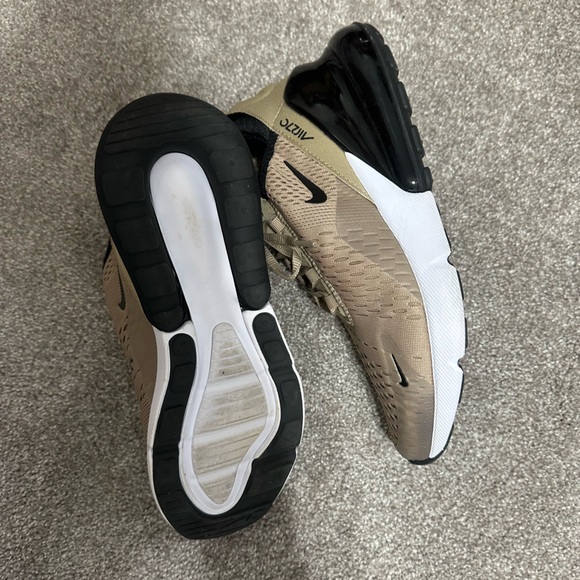 Worn Once nike air max 270 rare color combo mens 7 women's 9 - Picture 2 of 4